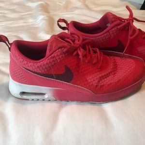 Red Nike 6.5
